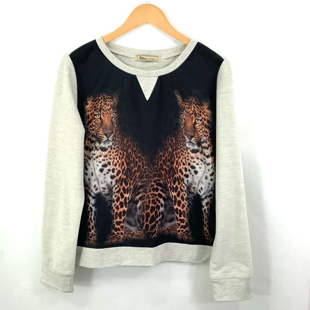 Billy By FLYING TOMATO Long Sleeve Crewneck Leopard Top Medium B10